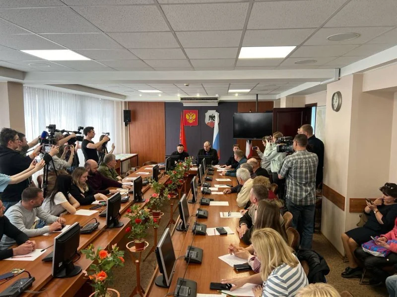 Глава Минстроя России Ирек Файзуллин оценил ситуацию по ЧС в Орске Оренбургской области Глава Минстроя России Ирек Файзуллин оценил ситуацию по ЧС в Орске Оренбургской области