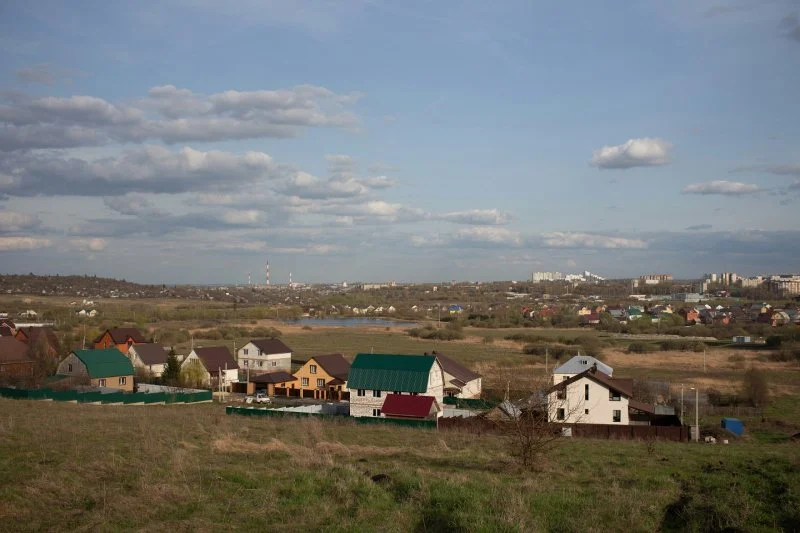 В России в полтора раза вырос спрос на готовые дачные постройки В России в полтора раза вырос спрос на готовые дачные постройки