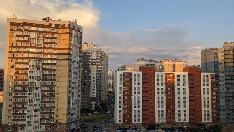 В Петербурге рынок «вторички» растет неравномерно В Петербурге рынок «вторички» растет неравномерно