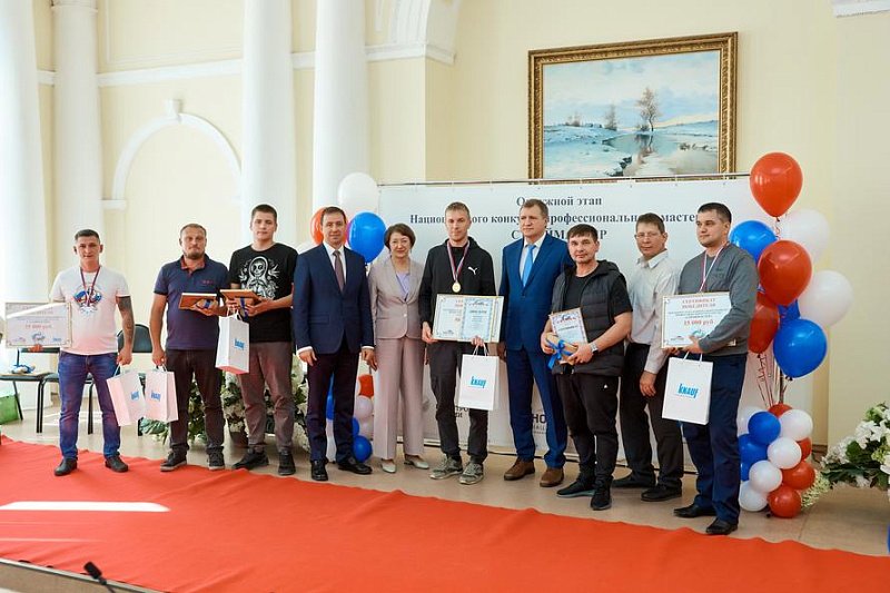 В Томске прошел окружной этап Национального конкурса профмастерства «Строймастер»